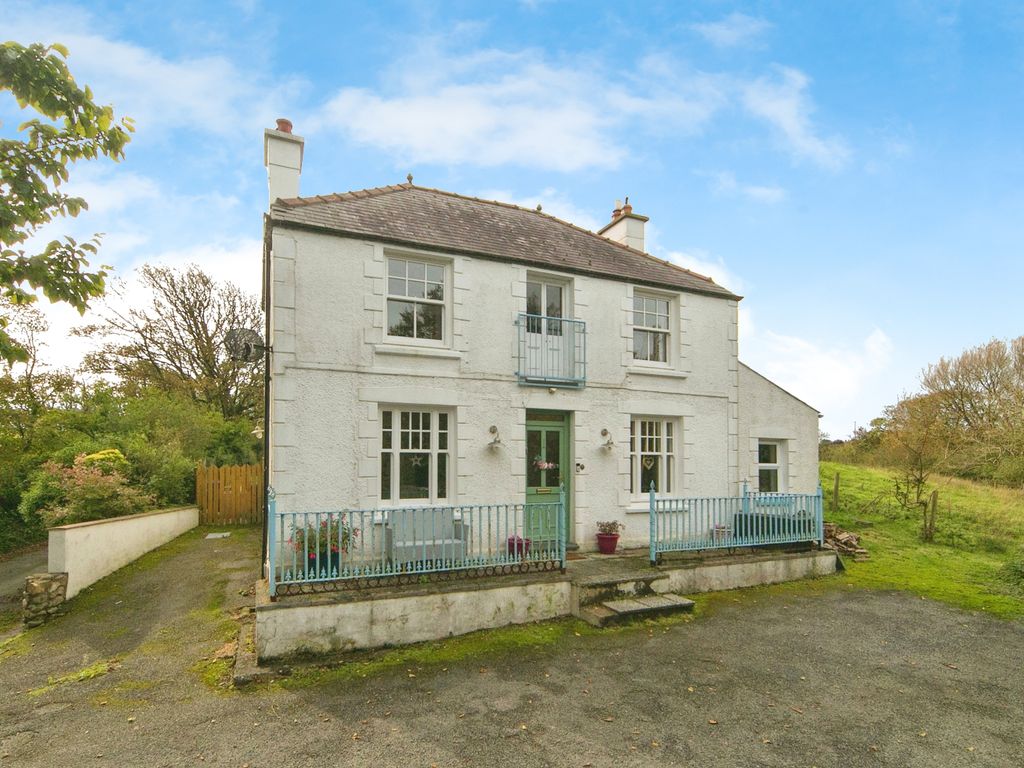 4 bed detached house for sale in Llangwnadl, Gwynedd LL53, £450,000