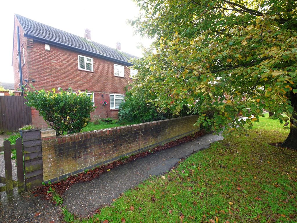 3 bed semi-detached house to rent in Moreton Road, Ongar, Essex CM5, £1,500 pcm