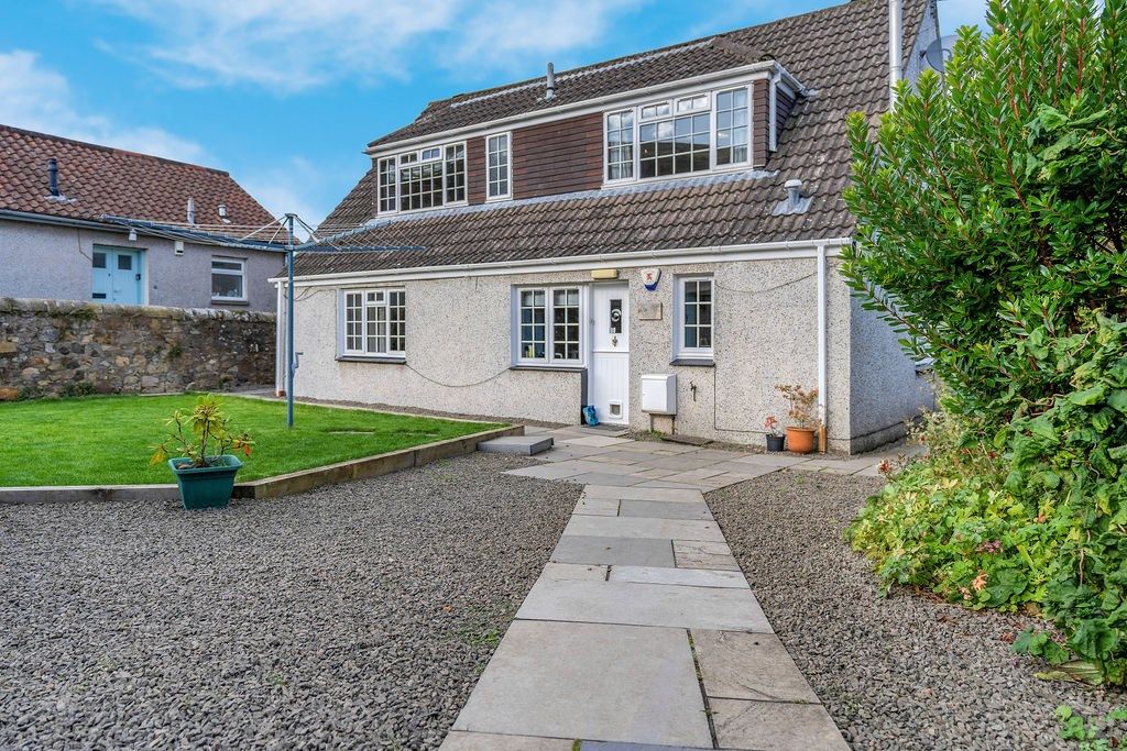 3 bed cottage for sale in South Street, Falkland, Cupar KY15, £320,000