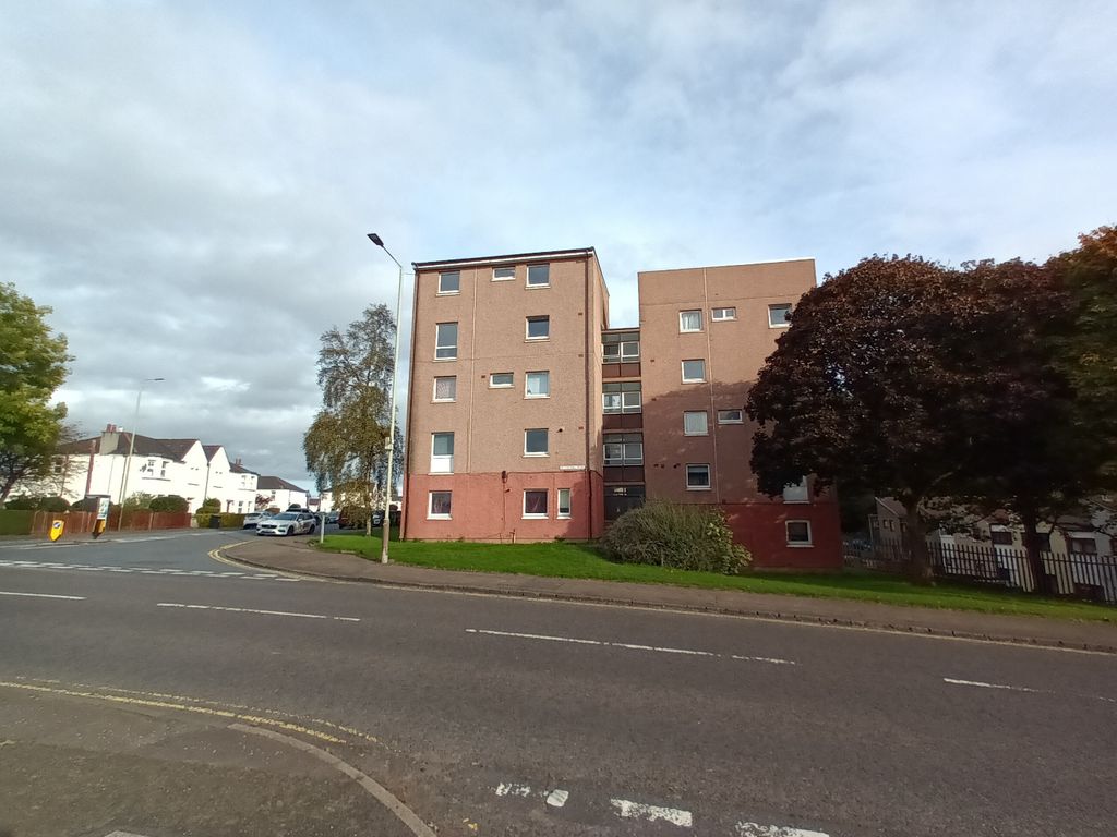 2 bed flat to rent in Forthill Road, Broughty Ferry, Dundee DD5, £800 pcm