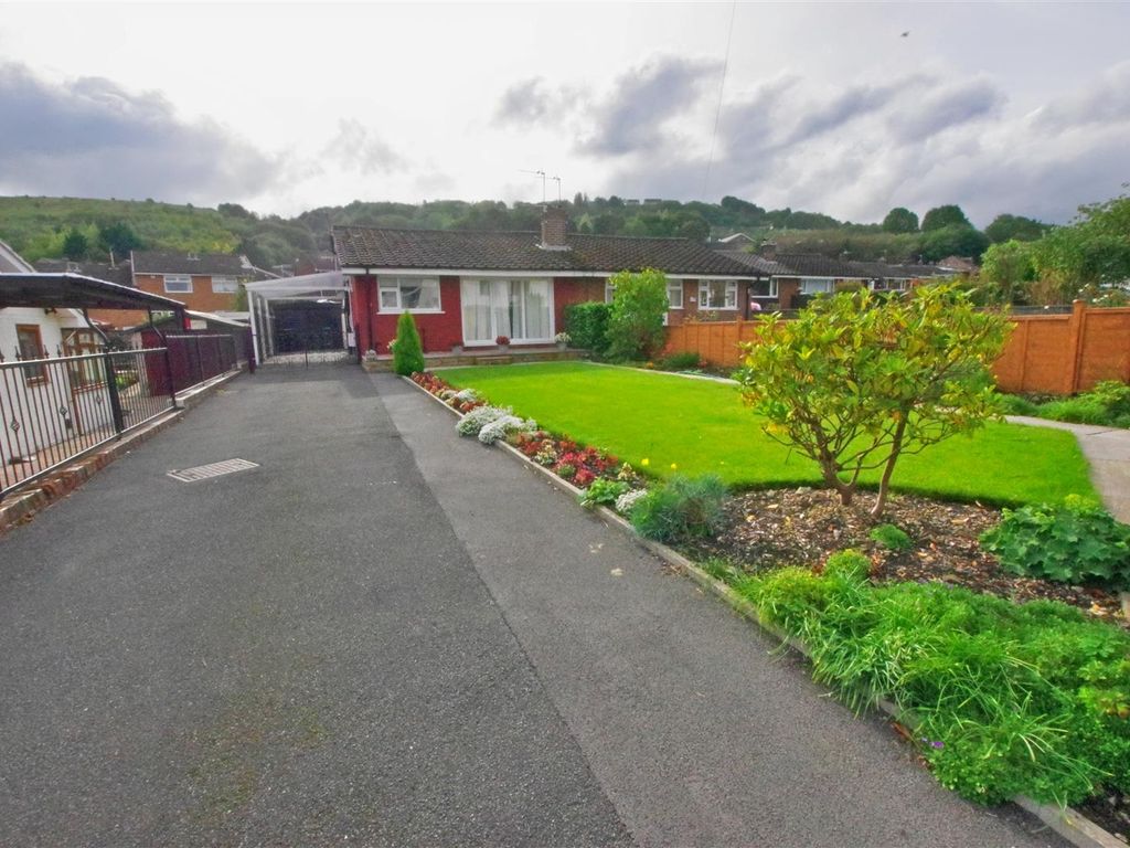 2 bed semi-detached bungalow for sale in South Parade, Elland HX5, £200,000