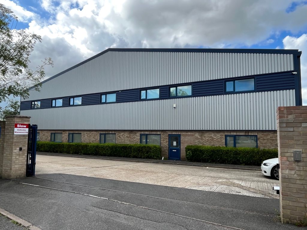 Warehouse to let in Holland Way, Blandford Forum DT11, £57,125 pa