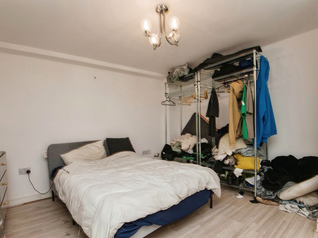 1 bed flat for sale in Verney Street, Exeter, Devon EX1, £135,000