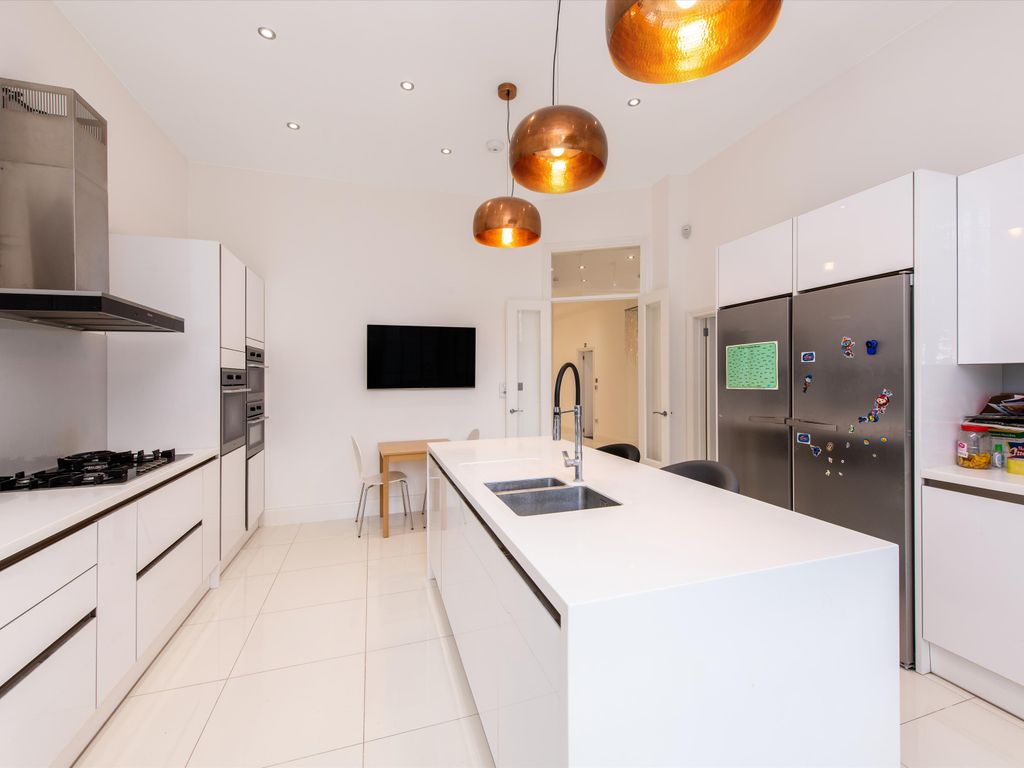 3 bed maisonette for sale in Abbey Road, London NW8, £3,000,000