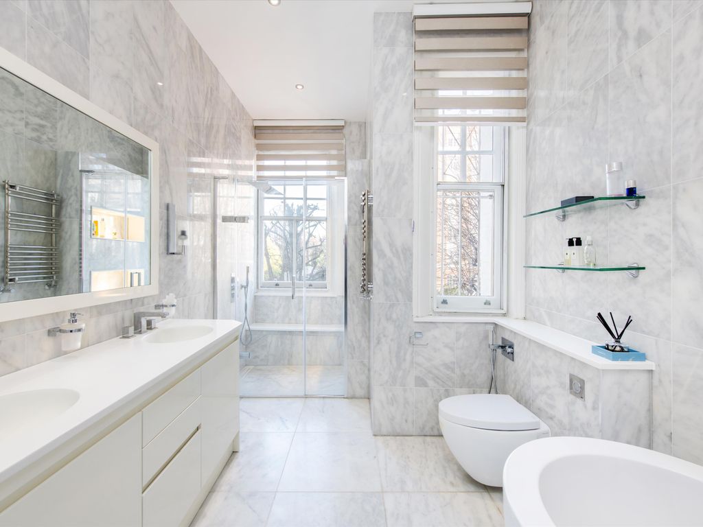 3 bed maisonette for sale in Abbey Road, London NW8, £3,000,000