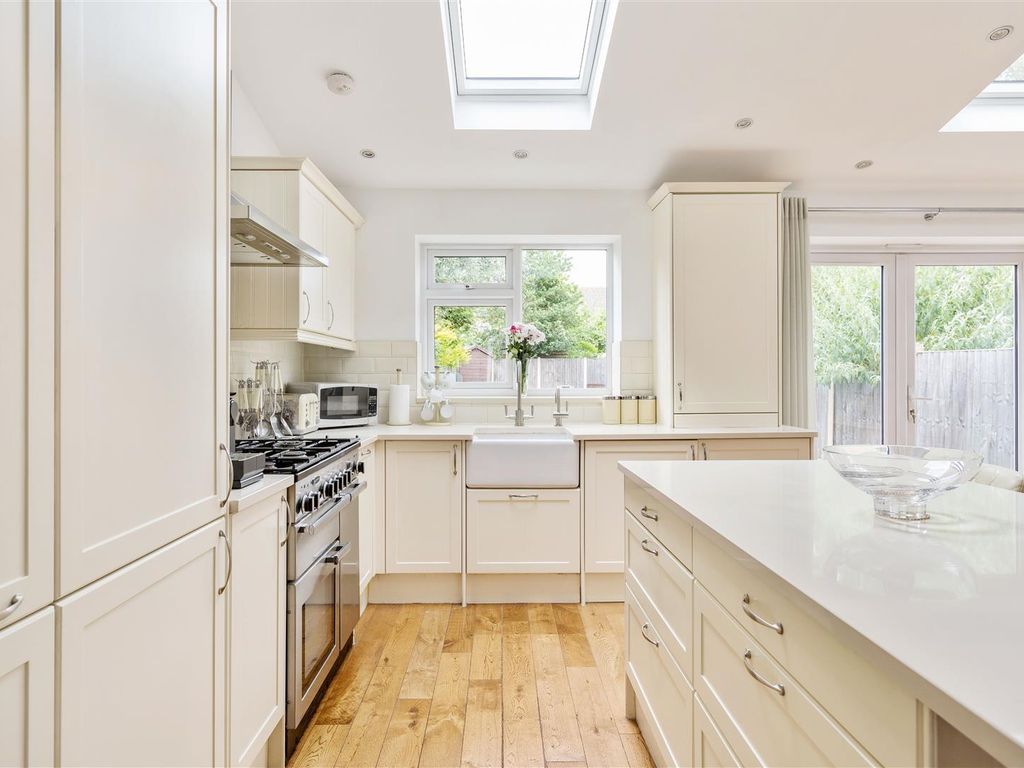 4 bed terraced house for sale in Clavering Road, London E12, £925,000