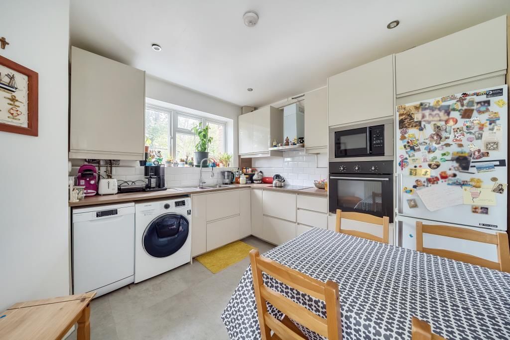3 bed end terrace house for sale in Chesham, Buckinghamshire HP5, £400,000