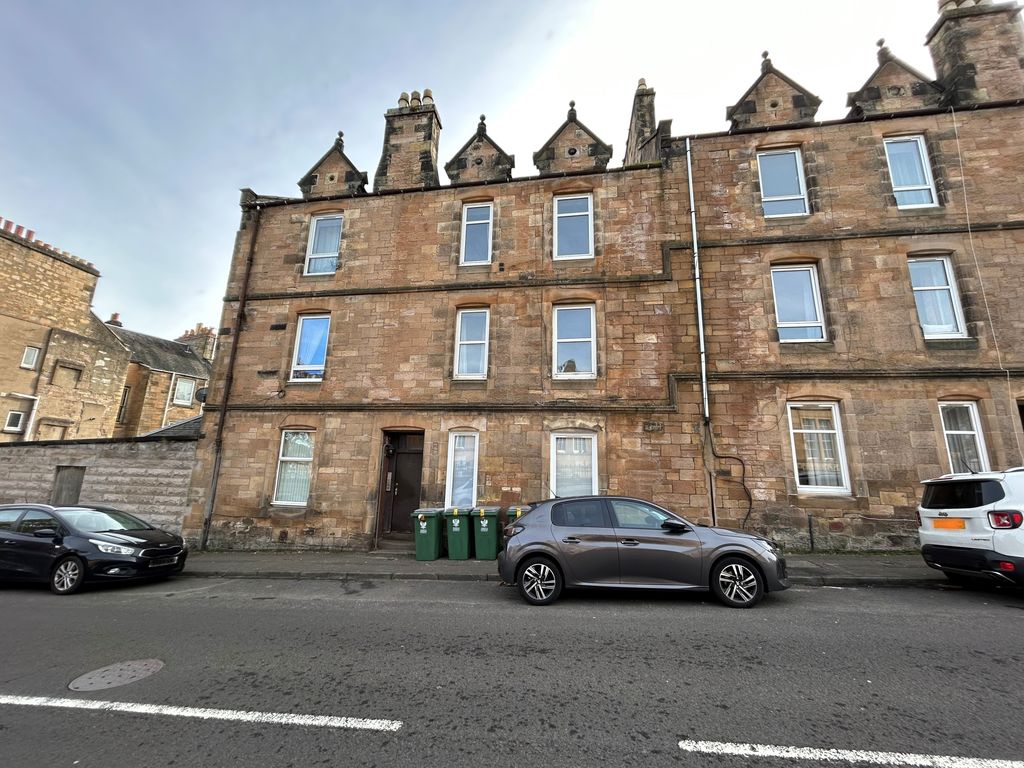 2 bed flat for sale in Abbot Street, Perth PH2, £109,995