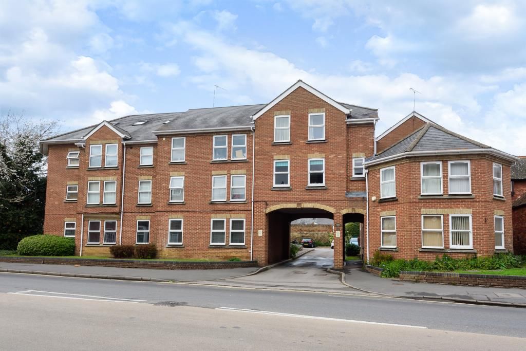 1 bed flat for sale in Abingdon, Oxfordshire OX14, £180,000