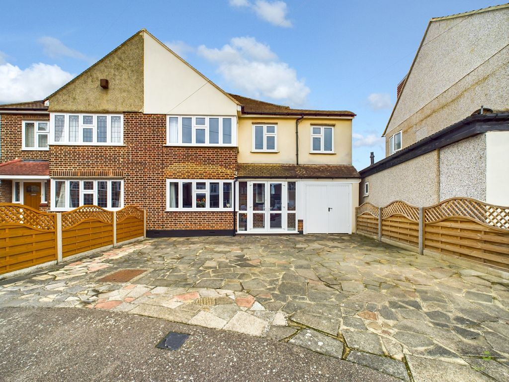 4 bed semi-detached house for sale in Pickford Close, Bexleyheath, Kent DA7, £775,000