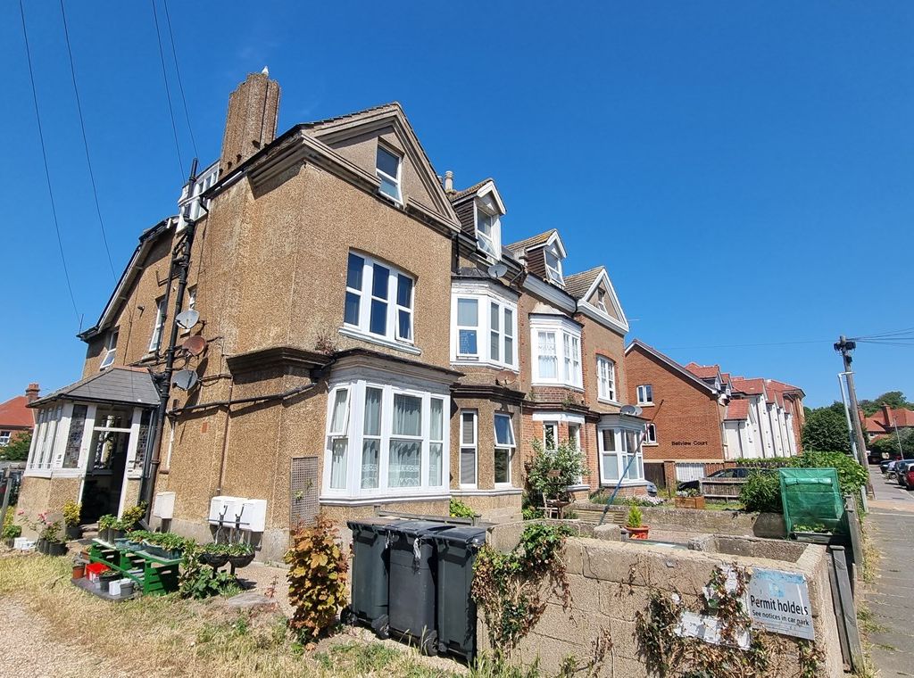 1 bed flat for sale in Cranfield Road, Bexhill-On-Sea TN40, £125,000