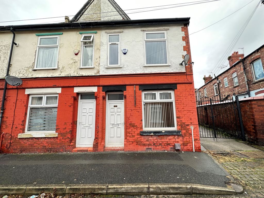 3 bed terraced house to rent in Mayfield Grove, Manchester M18, £1,195 pcm