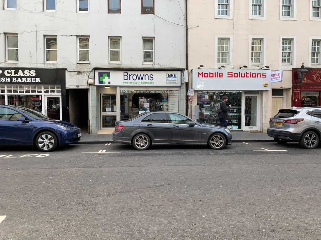 Retail premises to let in 196, High Street, Perth PH1, £16,000 pa