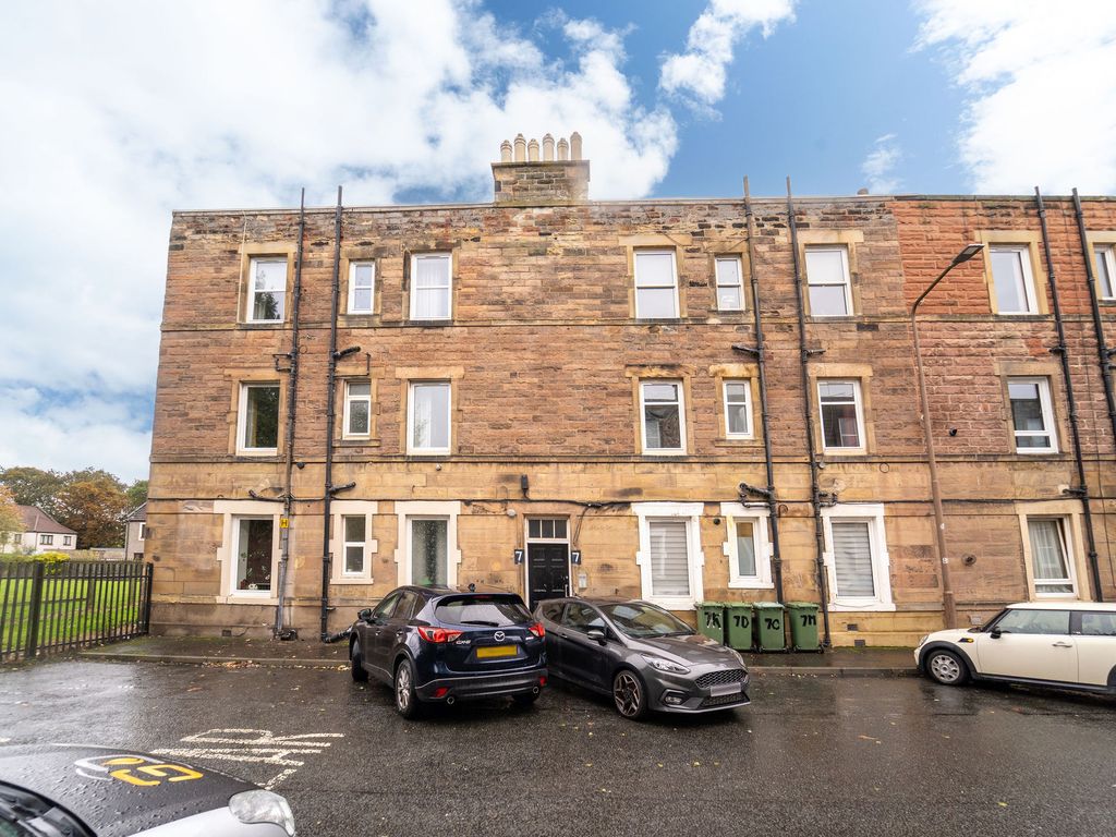1 bed flat for sale in King Street, Musselburgh EH21, £130,000