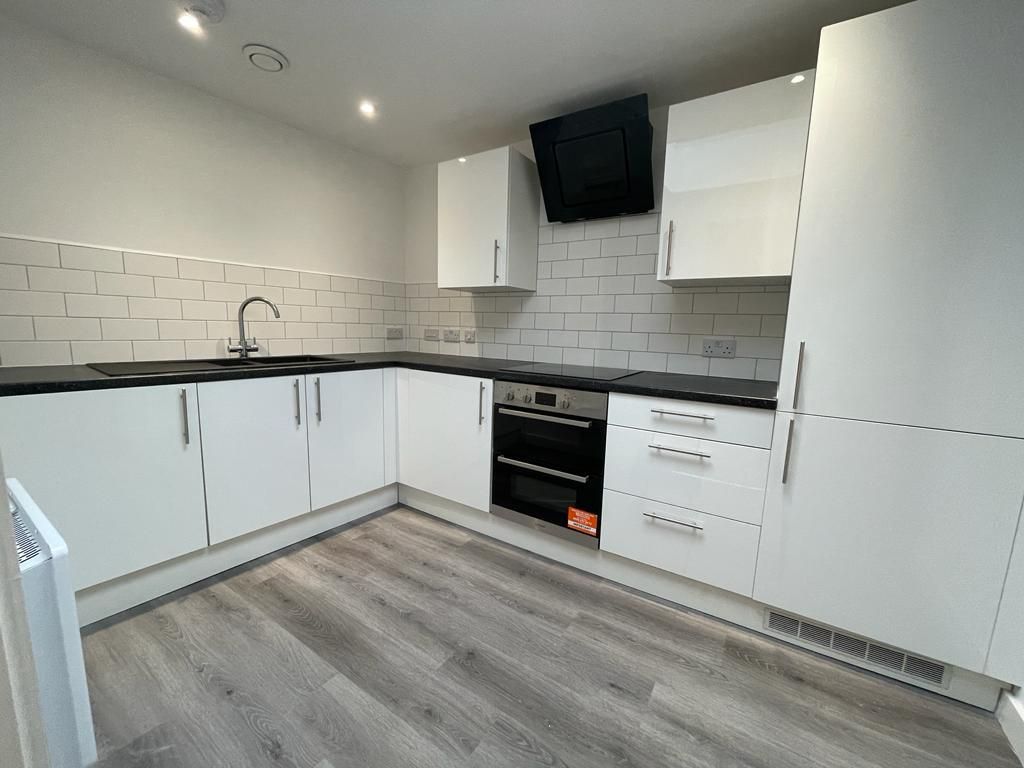 1 bed flat to rent in Middleton Chambers, Lowgate, Hull HU1, £775 pcm
