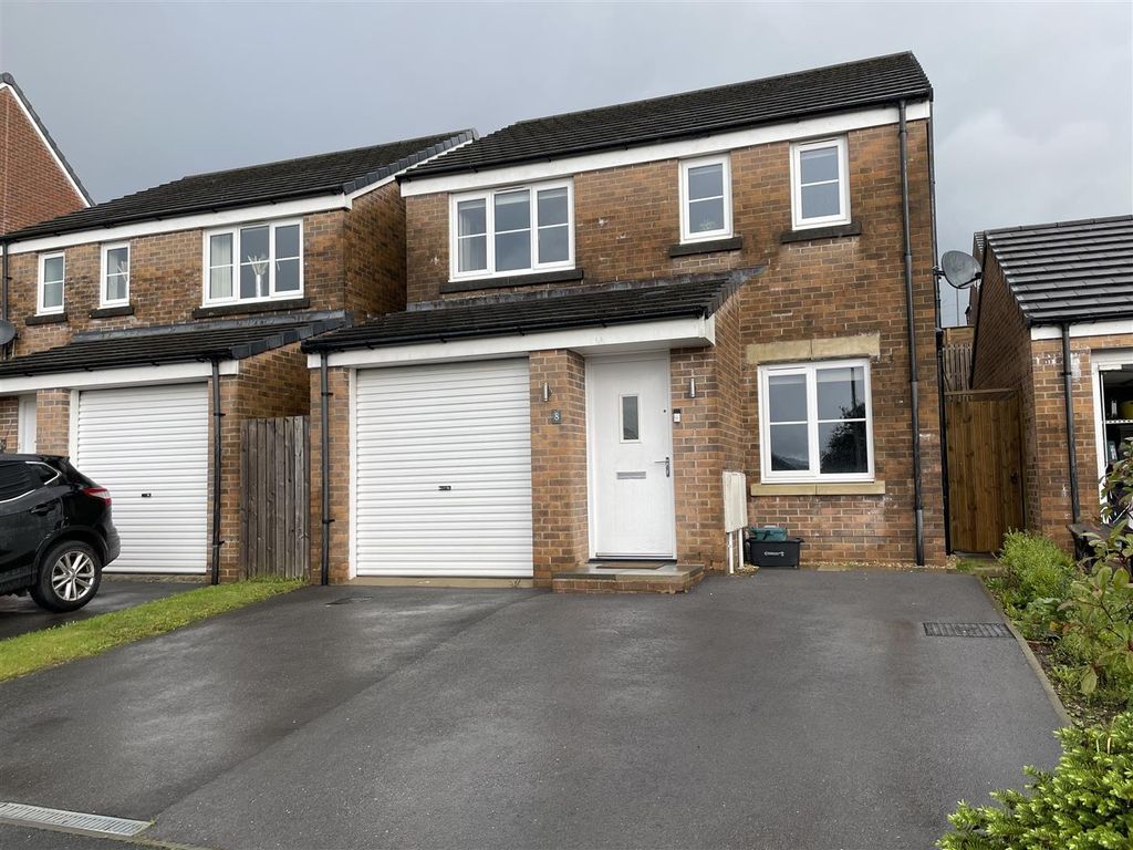 3 bed detached house for sale in Bro Eithin, Cefneithin, Llanelli SA14, £229,999