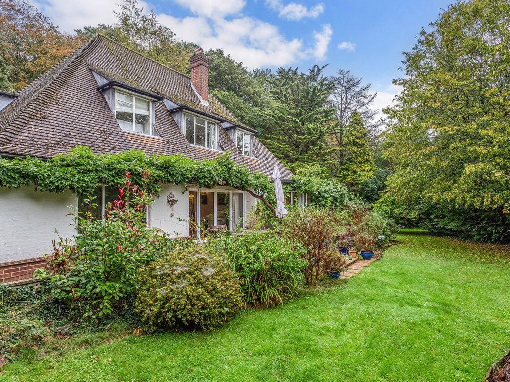 4 bed detached house for sale in Amersham Road, Amersham HP6, £1,400,000