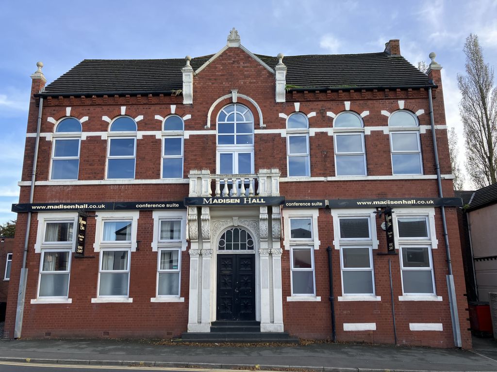 16 bed property for sale in 135 Market Street, Hindley, Wigan, Lancashire WN2, £220,000