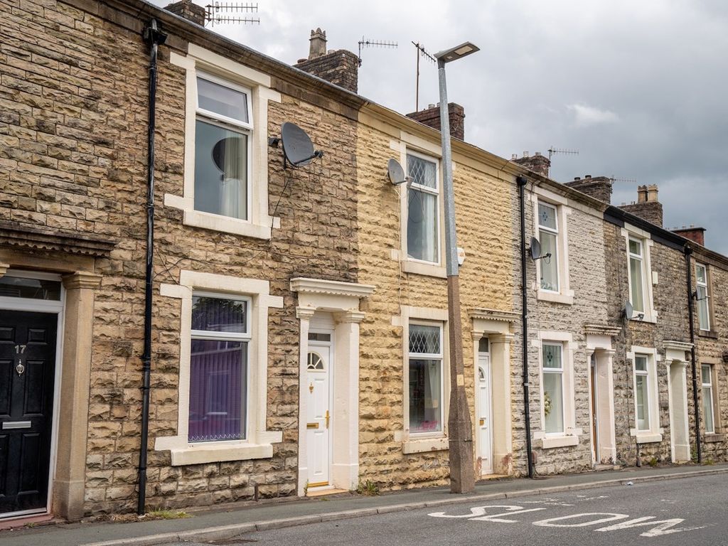 3 bed terraced house for sale in Bright Street, Darwen BB3, £89,000