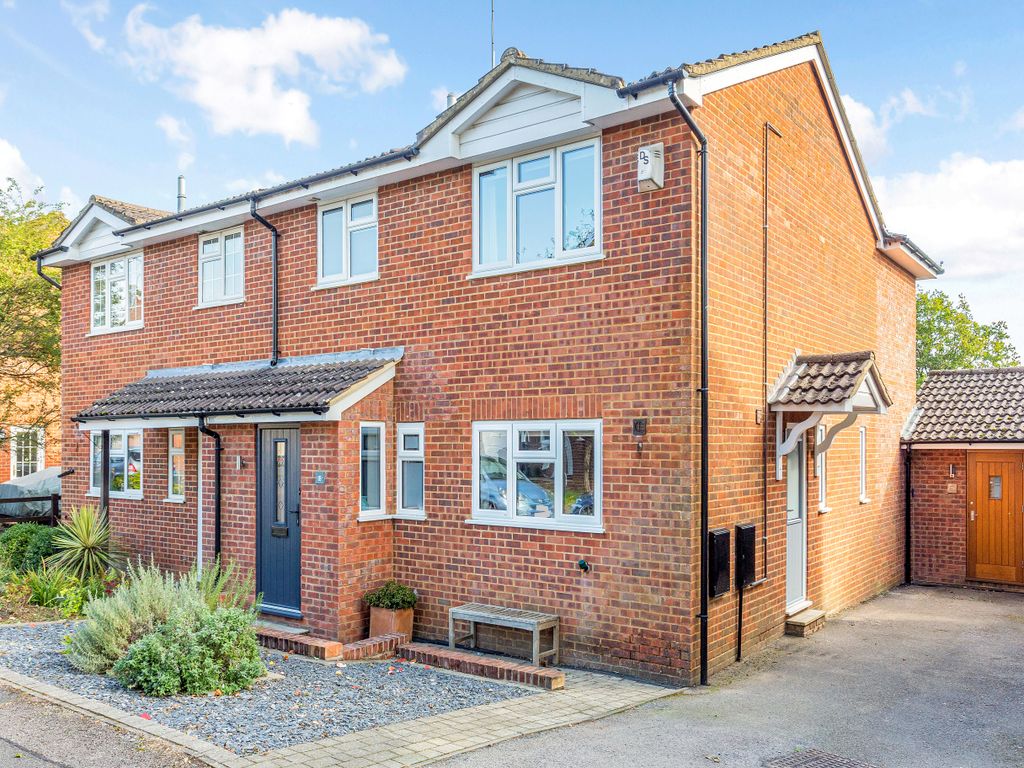 3 bed semi-detached house for sale in Black Acre Close, Amersham HP7, £725,000