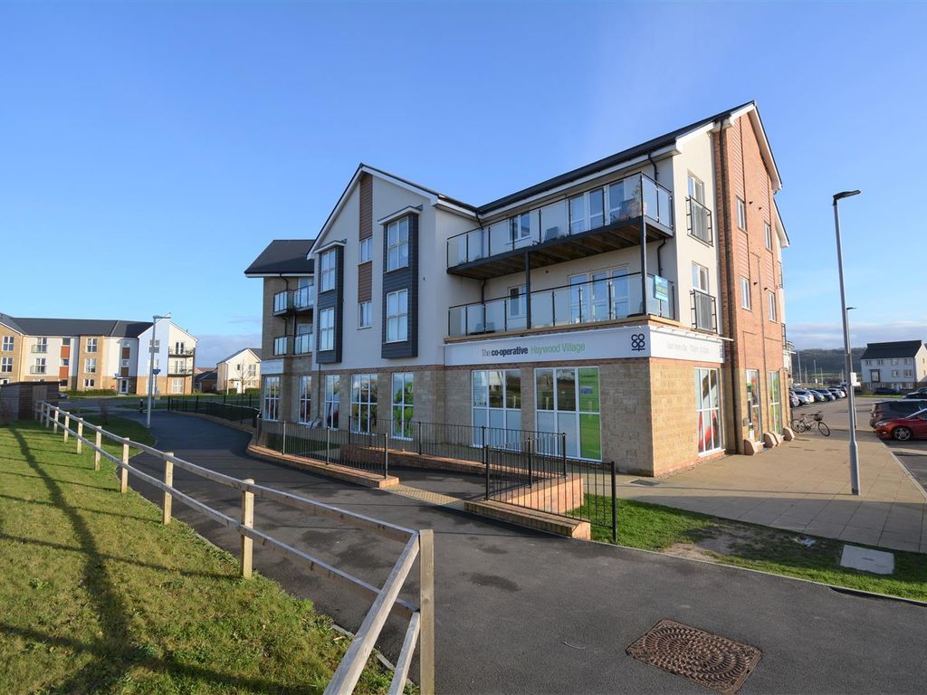 2 bed flat for sale in Whitney Crescent, Weston-Super-Mare BS24, £184,950