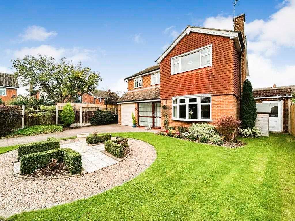 4 bed detached house for sale in Belvedere Close, Keyworth, Nottingham NG12, £450,000