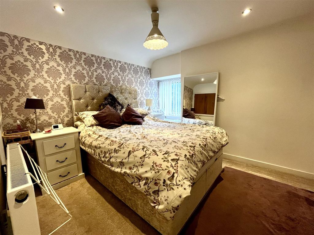 4 bed detached house for sale in Mile End Road, Mile End, Coleford GL16, £375,000