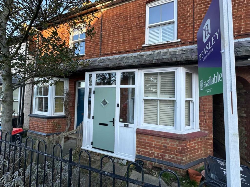 2 bed terraced house to rent in The Leys, Woburn Sands MK17, £1,380 pcm