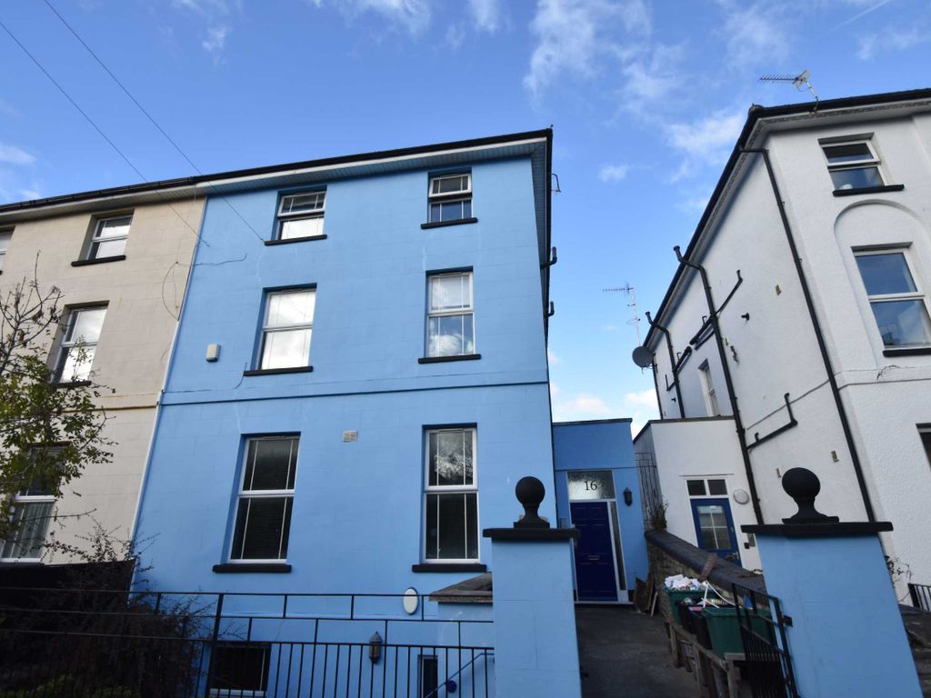 1 bed flat for sale in Knowle Road, Totterdown, Bristol BS4, £150,000