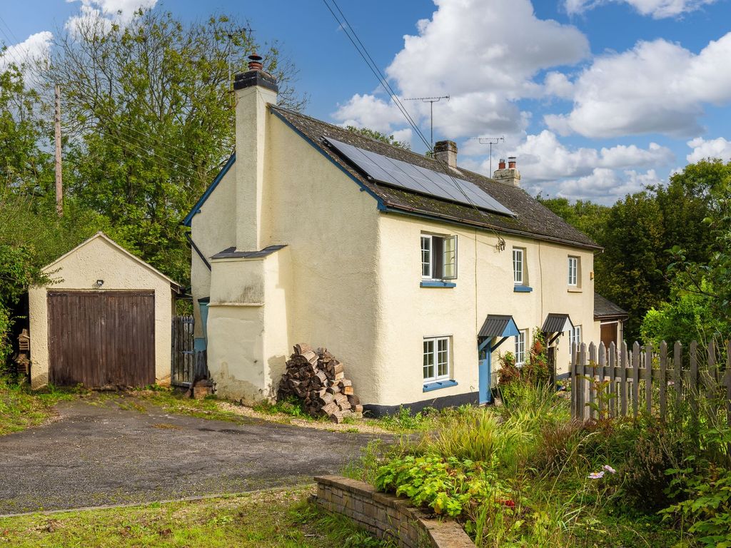 2 bed cottage for sale in Lapford, Crediton EX17, £225,000