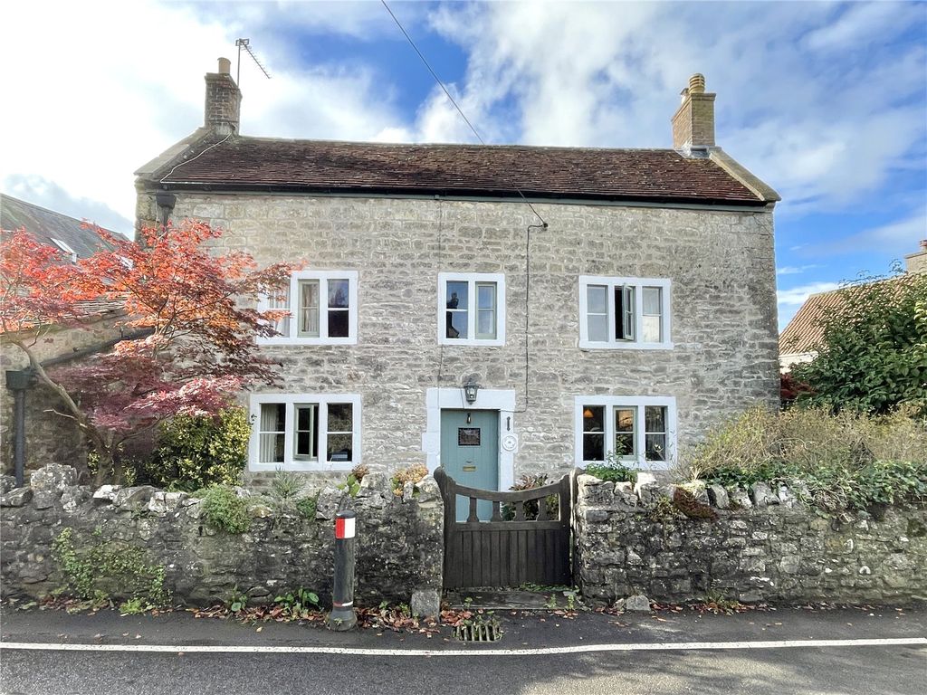 3 bed detached house for sale in Mendip Road, Stoke St. Michael, Radstock BA3, £550,000
