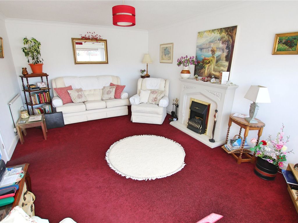 2 bed flat for sale in Aldsworth Avenue, Goring By Sea, Worthing, West Sussex BN12, £295,000