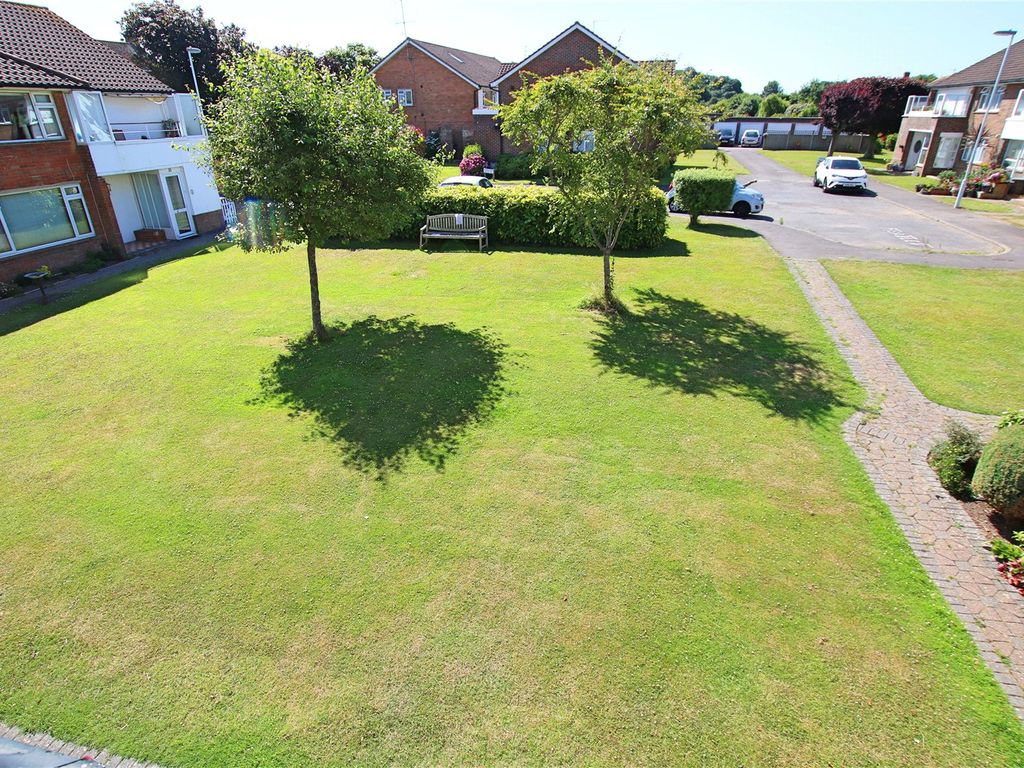 2 bed flat for sale in Aldsworth Avenue, Goring By Sea, Worthing, West Sussex BN12, £295,000