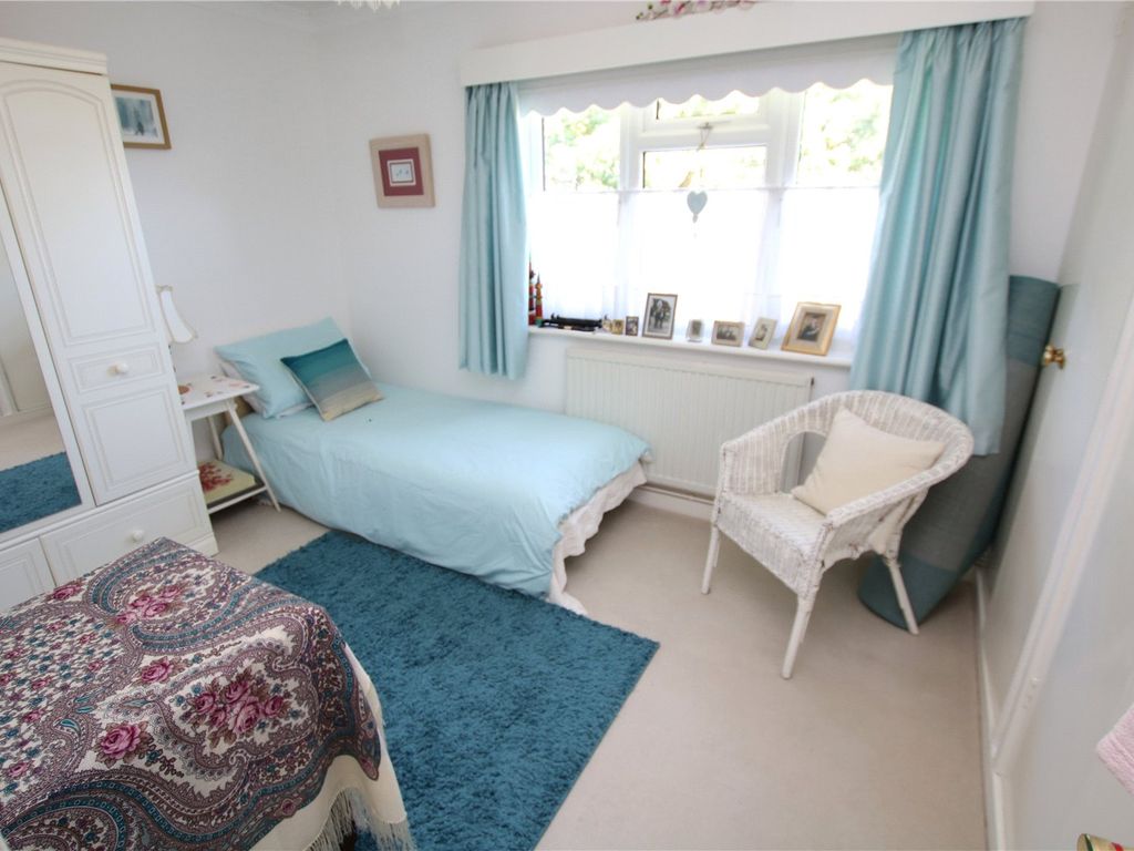 2 bed flat for sale in Aldsworth Avenue, Goring By Sea, Worthing, West Sussex BN12, £295,000