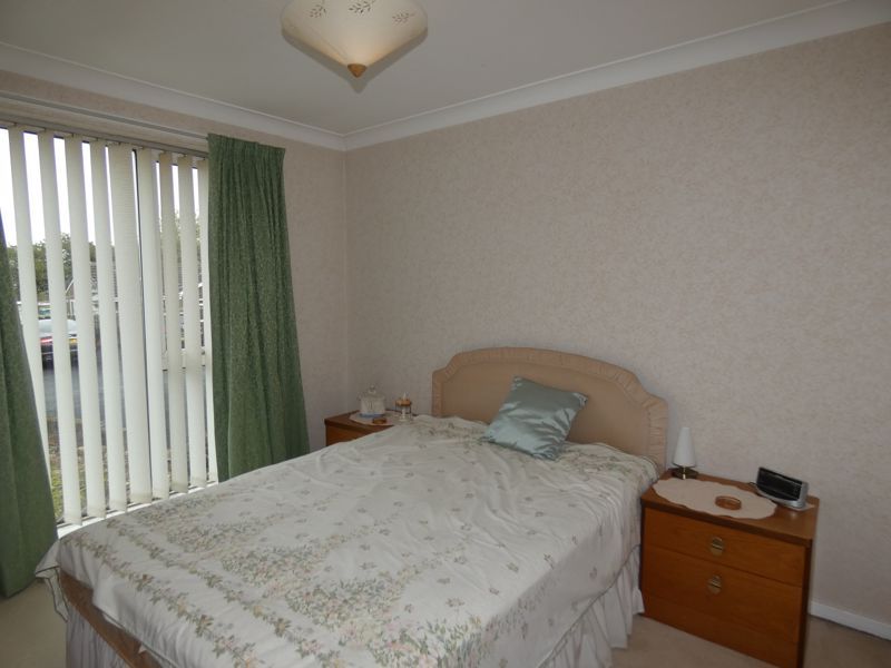 2 bed bungalow for sale in Esthwaite Grove, West Auckland, Bishop Auckland DL14, £115,000
