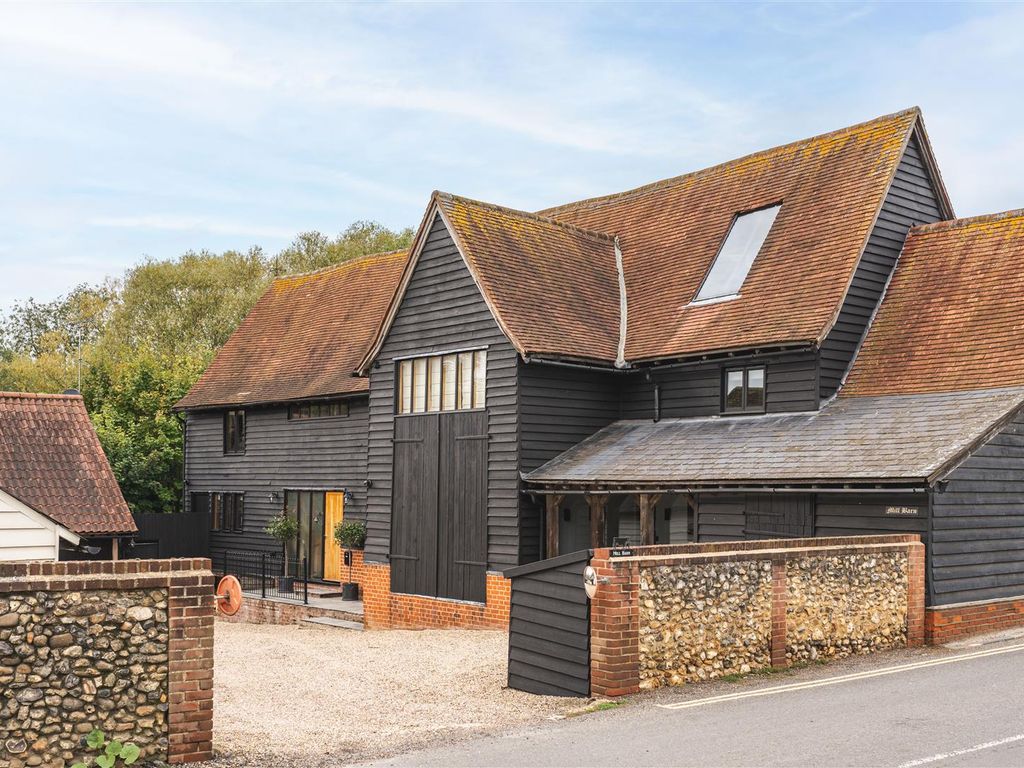 5 bed detached house for sale in The Causeway, Finchingfield, Braintree CM7, £960,000