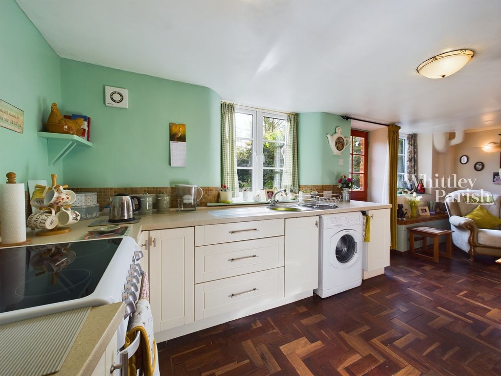 3 bed terraced house for sale in Hoxne Road, Eye IP23, £290,000