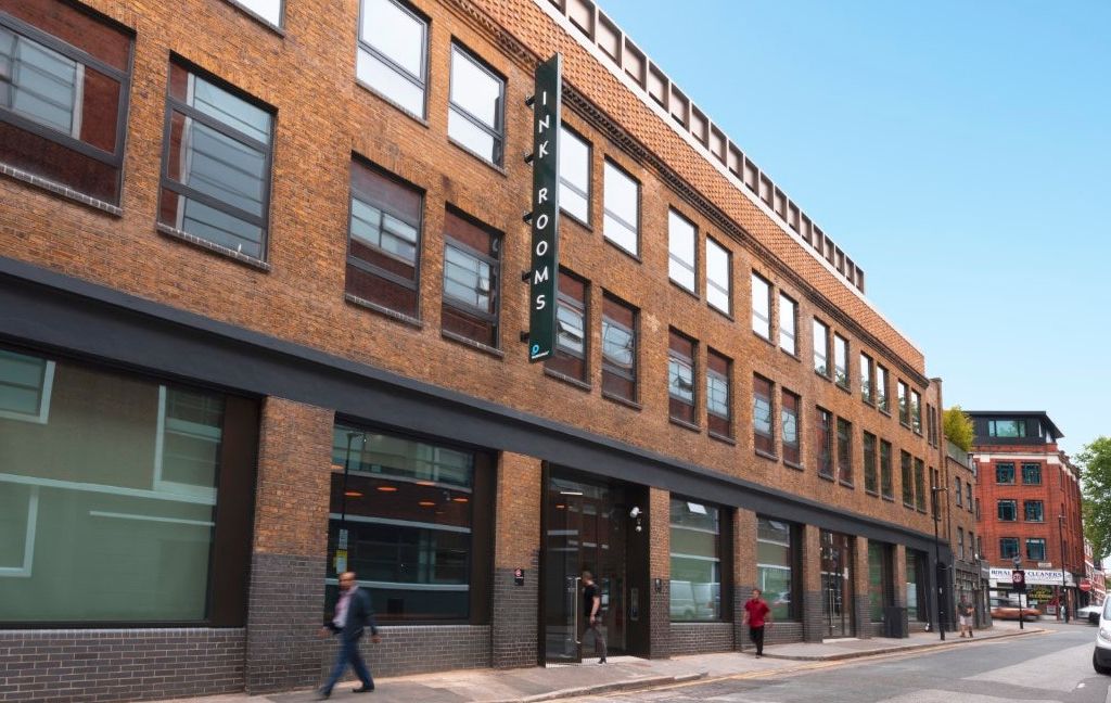 Office to let in Easton Street, London WC1X, £5,000 pa