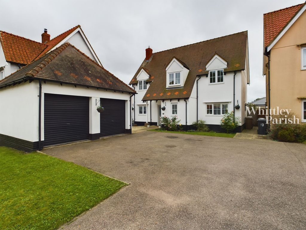 4 bed detached house for sale in Cherry Tree Close, Yaxley, Eye IP23, £375,000