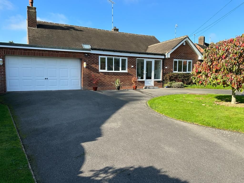 3 bed detached bungalow for sale in Marsh Lane, Solihull B91, £845,000