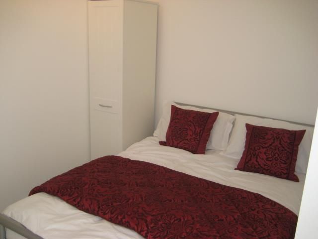 Studio to rent in Ingram Street, Holbeck, Leeds LS11, £780 pcm