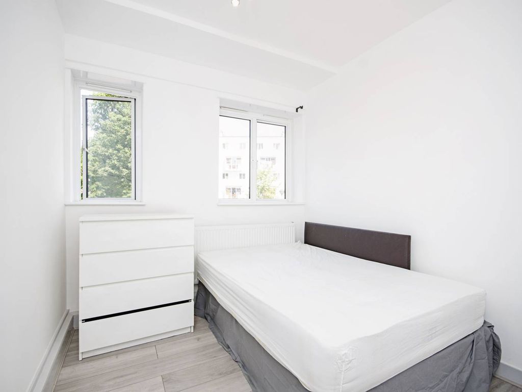 4 bed flat for sale in Kilburn Priory, Kilburn, London NW6, £630,000