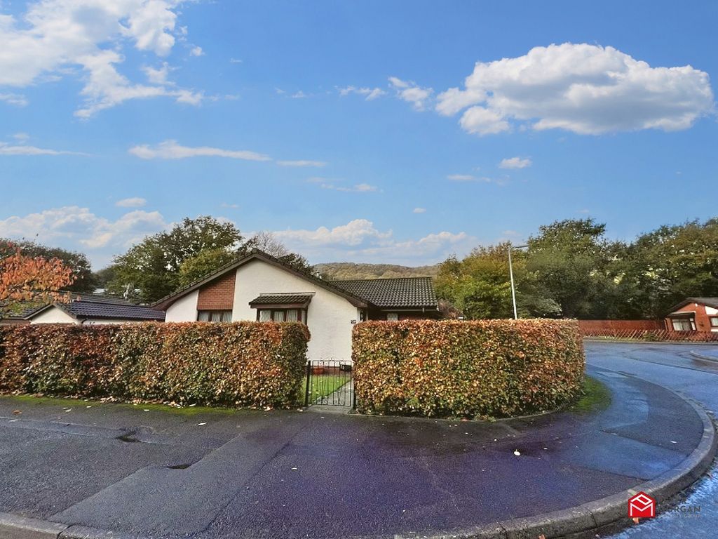 3 bed detached bungalow for sale in The Highlands, Neath Abbey, Neath, Neath Port Talbot. SA10, £260,000