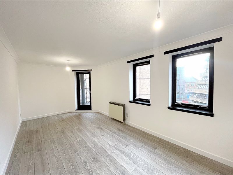 1 bed flat for sale in Brown Street, Glasgow G2, £125,000