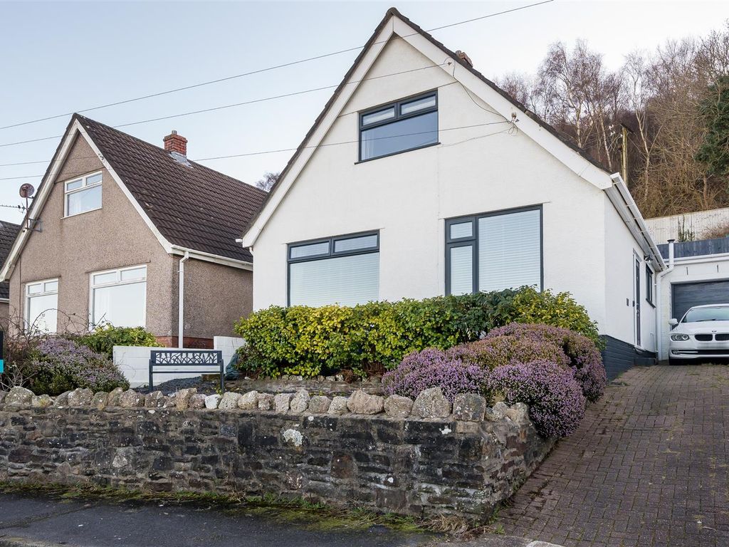 3 bed detached house for sale in Graig Y Coed, Penclawdd, Swansea SA4, £245,000