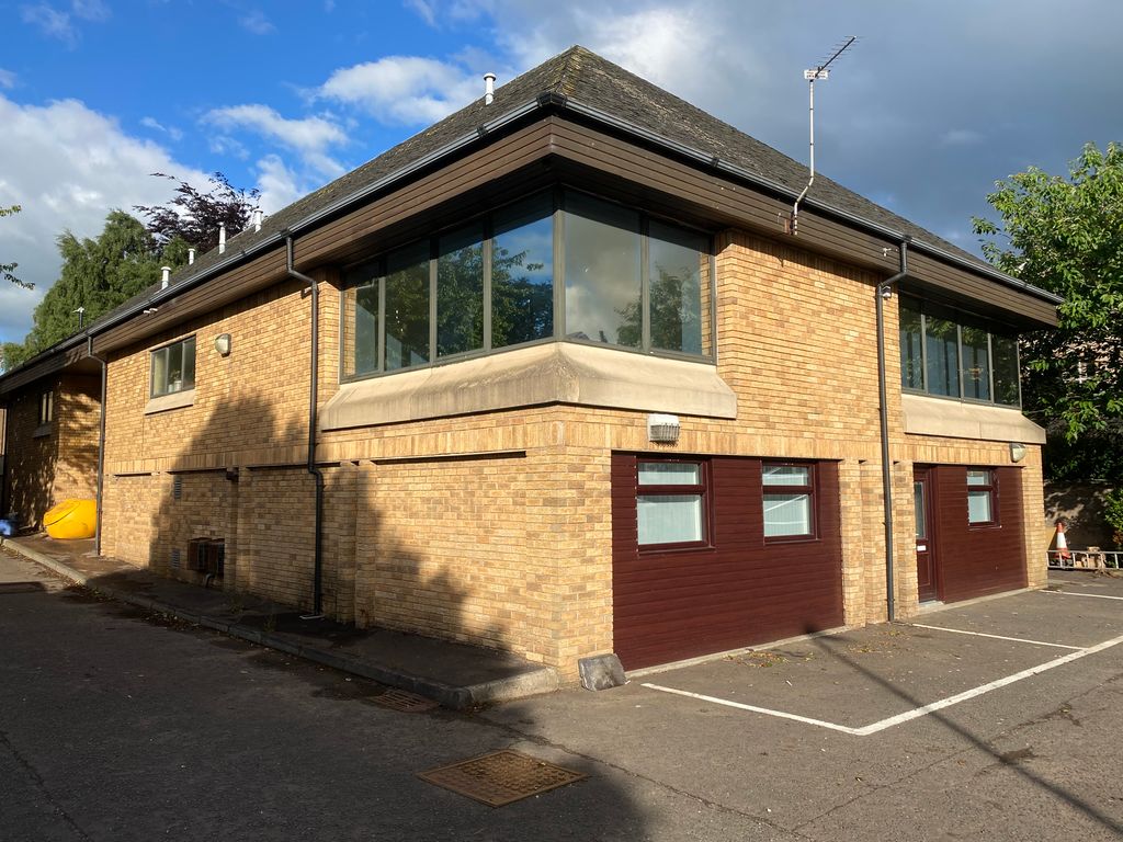 Office to let in Bannockburn Business Hub, United Kingdom FK7, £10,680 pa