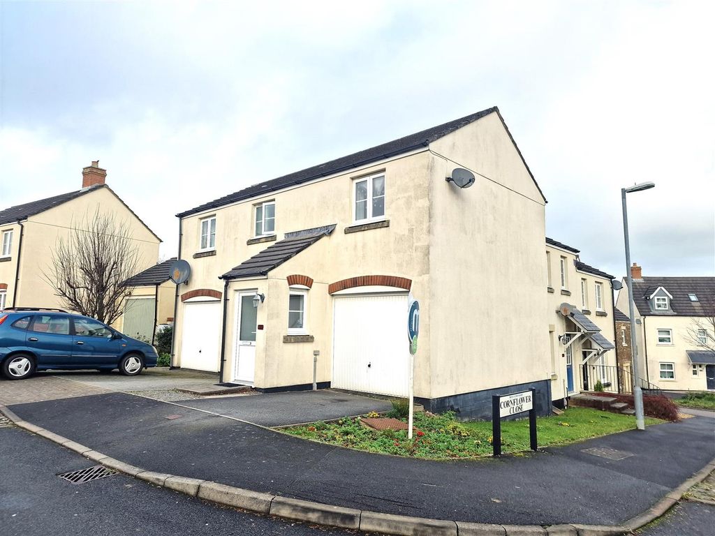 2 bed detached house for sale in Snowdrop Crescent, Launceston PL15, £165,000