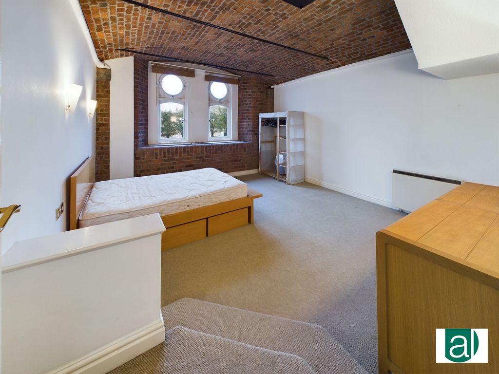 2 bed flat for sale in Waterloo Road, Waterloo Warehouse Waterloo Road L3, £240,000