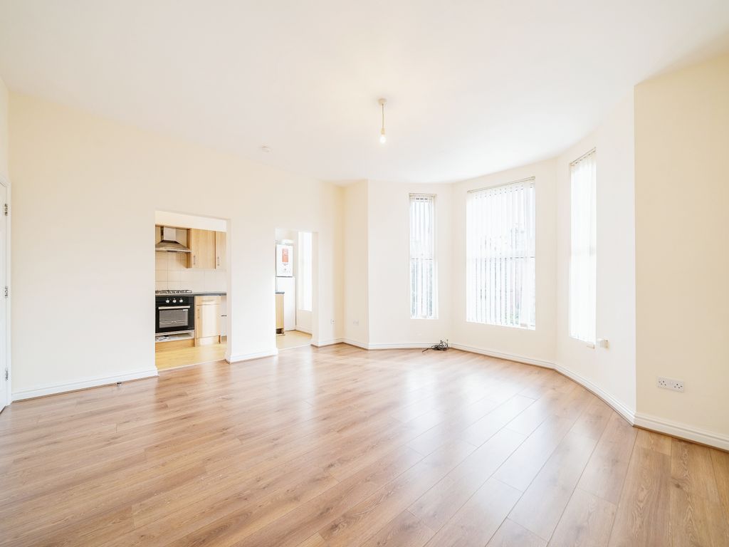 2 bed flat for sale in Bentley Road, Liverpool L8, £80,000