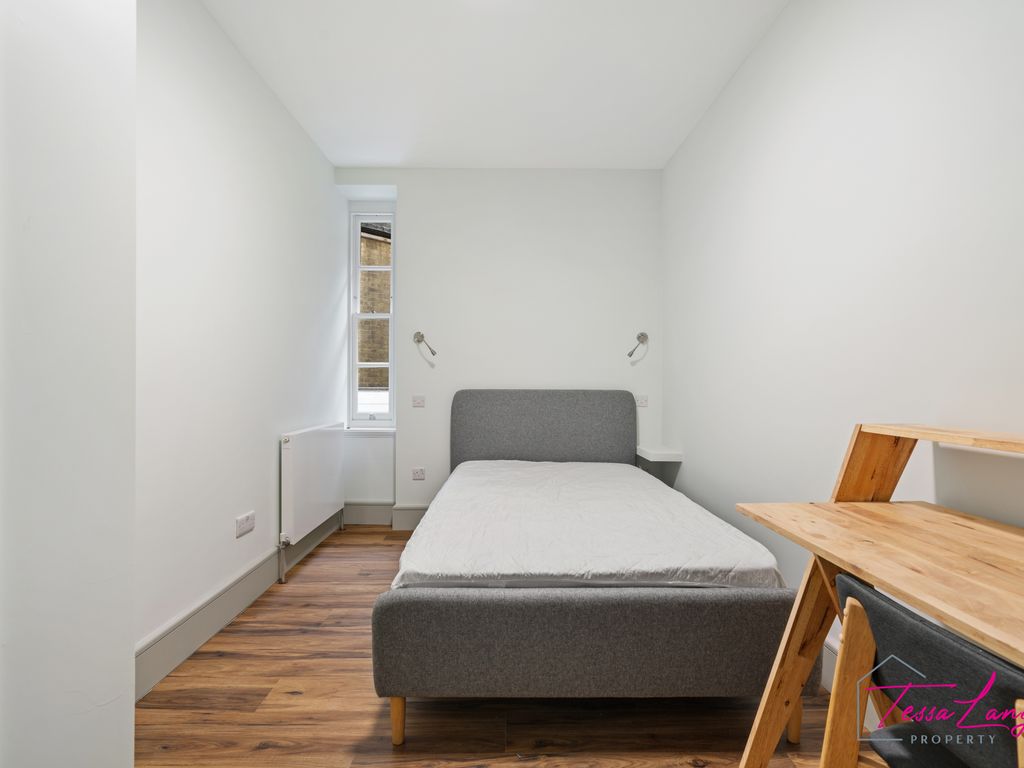 Room to rent in Crawford Street, London W1H, £1,600 pcm